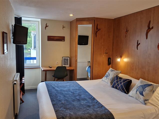 Chambre n°7 MOLENE 2ème étage, Lit 160 (10,65m²) - Hôtel Le Marin Auray