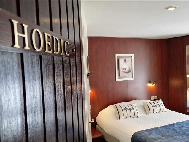 Chambre n°3 HOEDIC 1er étage vue rivière - lit 160 (9,45m²) - Hôtel Le Marin Auray