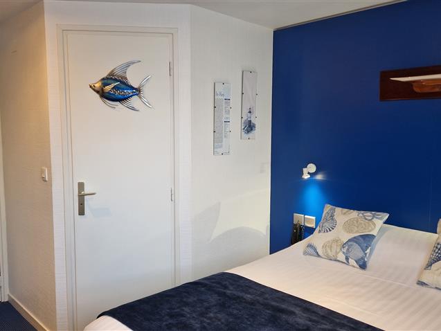 Chambre n°11, SEIN 2ème étage lit 160  (9,60m²) - Hôtel Le Marin Auray