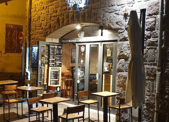 Billig Cafe Quai Neuf Port de St Goustan Auray