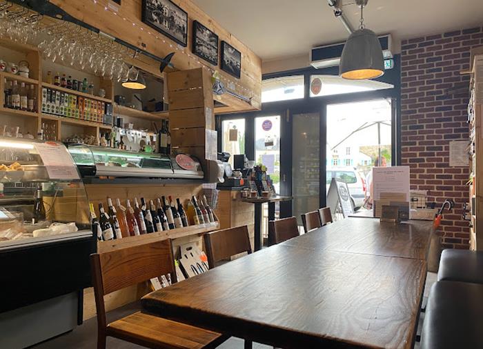 Billig Cafe Quai Neuf Port de St Goustan Auray