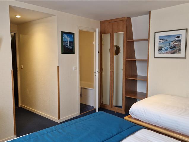 Chambre n°12 BREHAT – 2sd étage 1 lit 160 et 1 lit 90 (20m²) – Hôtel Le Marin Auray