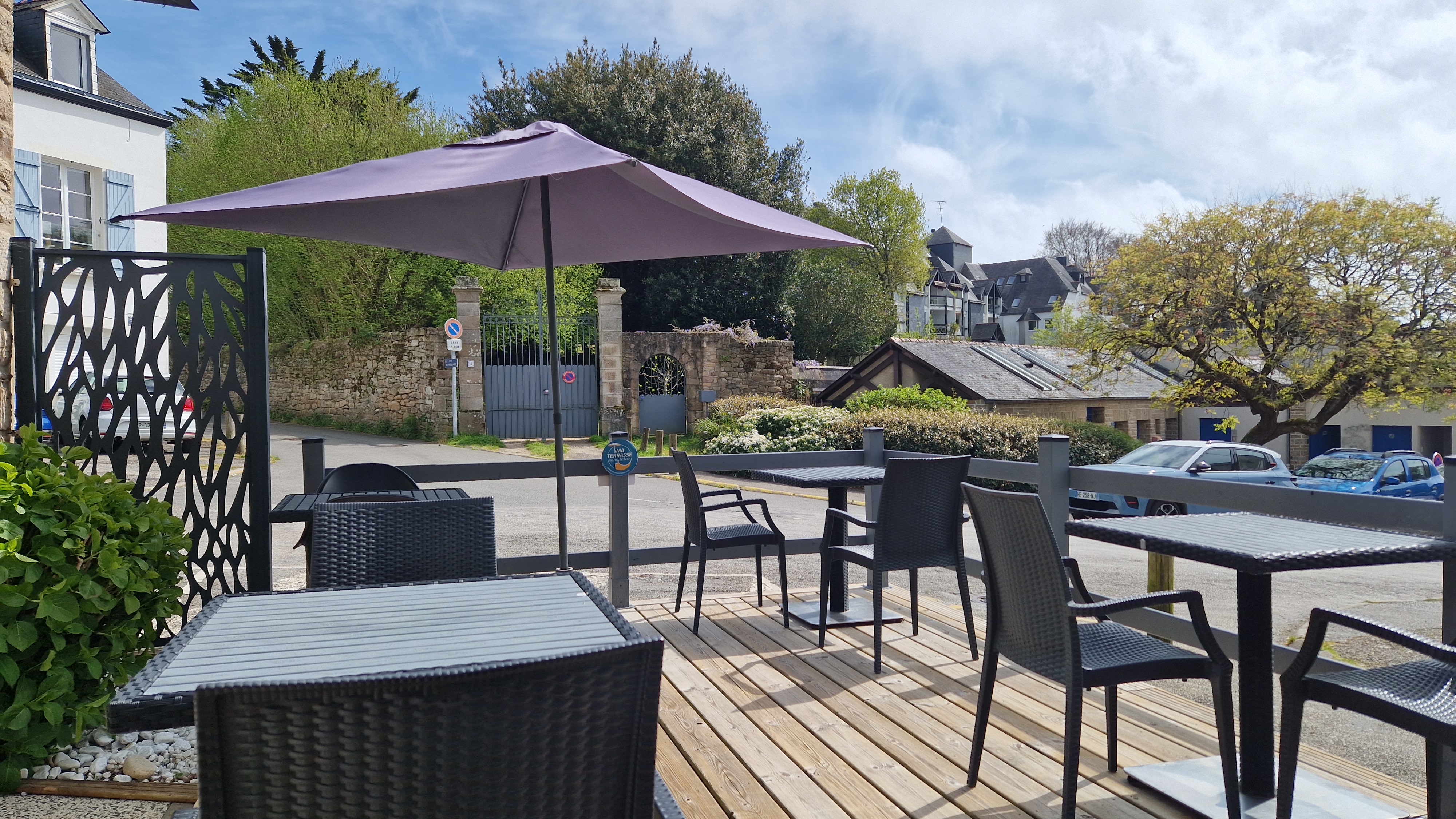 Bar et terrasse réservées aux clients de l'hôtel, Golfe du Morbihan